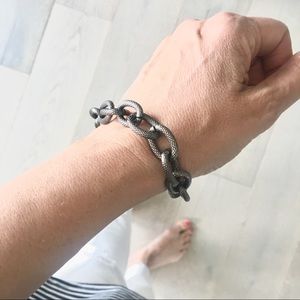 ell and Emm Jewelry - š Gunmetal Textured Link Bracelet š ell and Emm Jewelry - š Gunmetal Textured Link Bracelet š